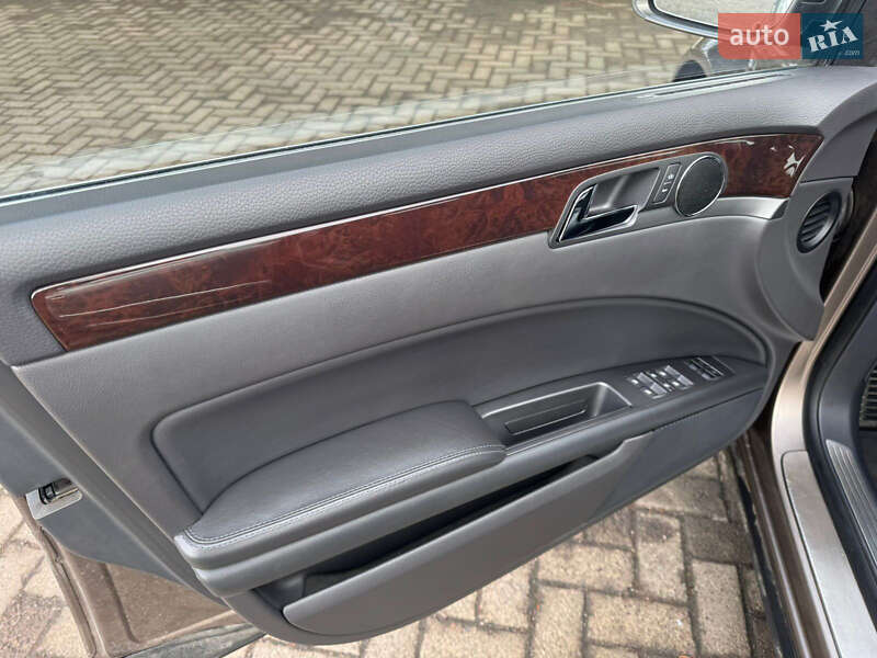 Седан Volkswagen Phaeton 2008 в Рівному