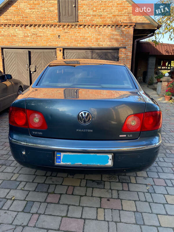 Седан Volkswagen Phaeton 2005 в Луцке