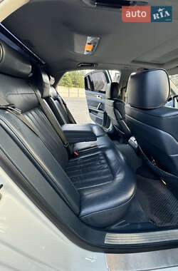 Седан Volkswagen Phaeton 2009 в 