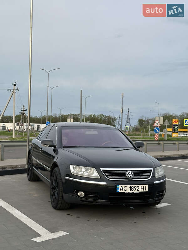 Седан Volkswagen Phaeton 2006 в Луцьку