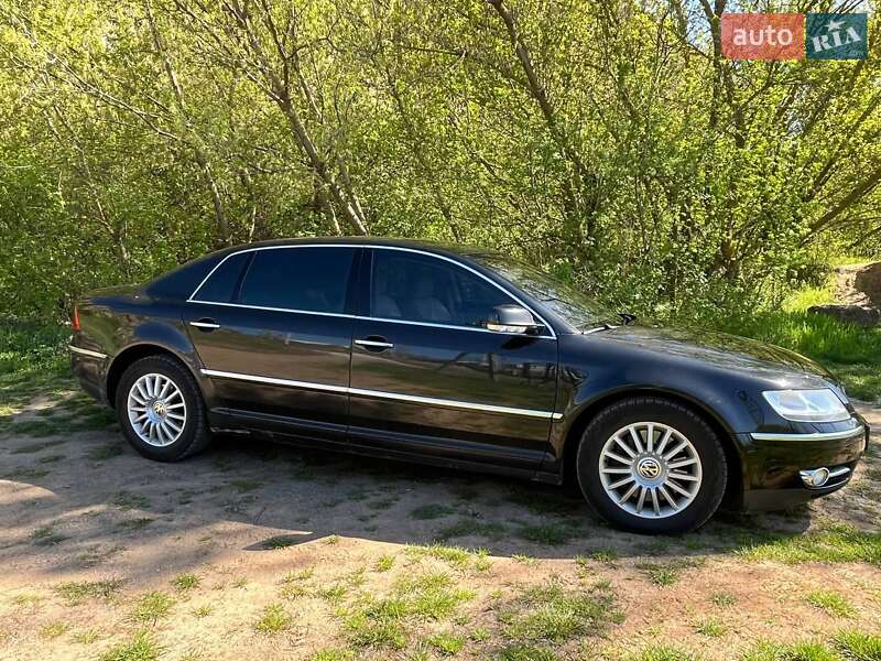 Седан Volkswagen Phaeton 2006 в Южноукраинске