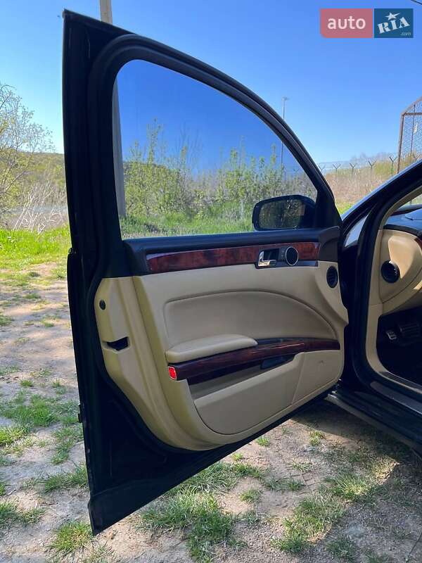 Седан Volkswagen Phaeton 2006 в Южноукраинске