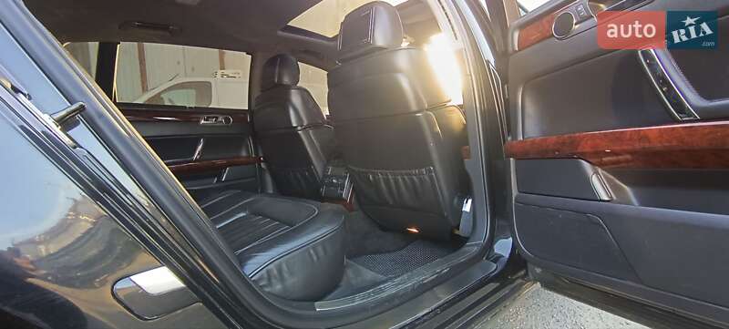 Седан Volkswagen Phaeton 2008 в Киеве