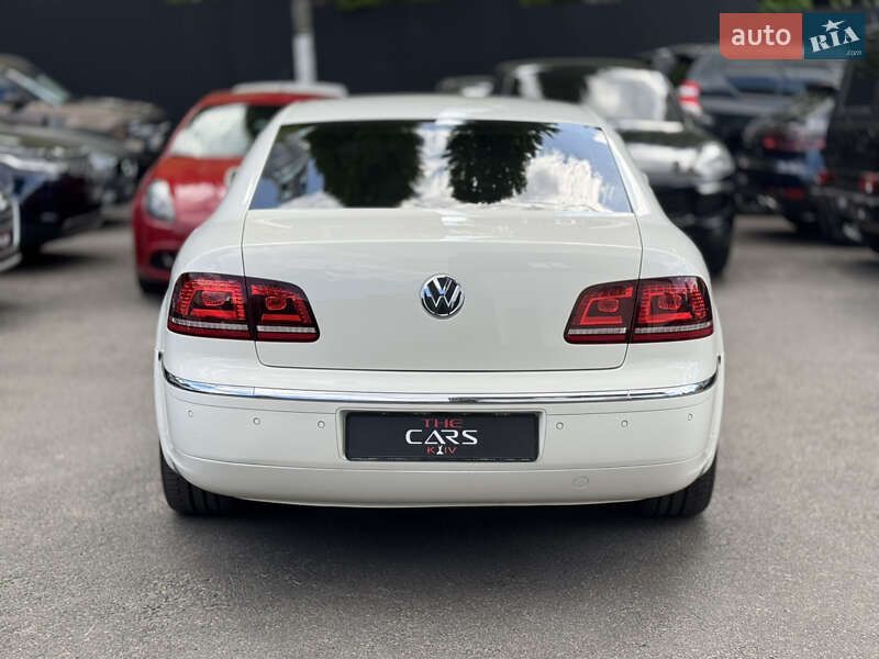 Седан Volkswagen Phaeton 2014 в Киеве
