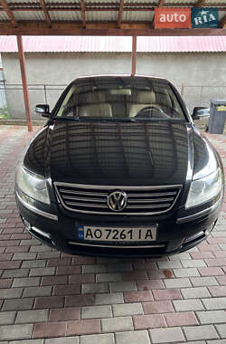 Седан Volkswagen Phaeton 2009 в Тячеві