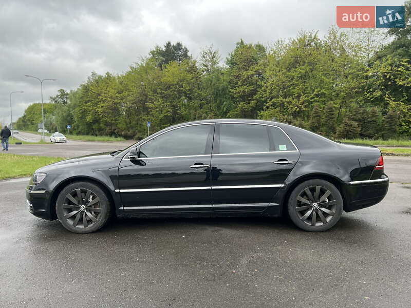 Седан Volkswagen Phaeton 2013 в Львові