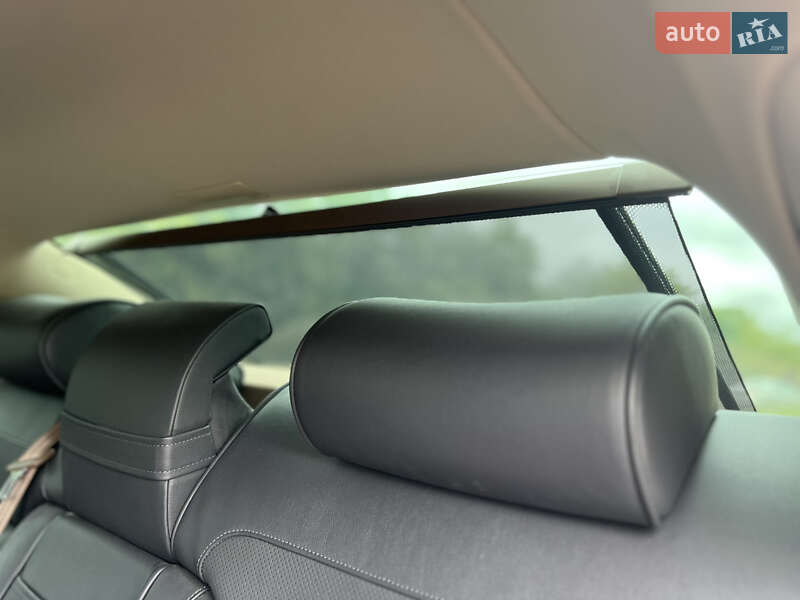 Седан Volkswagen Phaeton 2013 в Львові