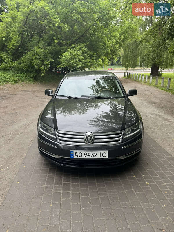 Volkswagen Phaeton 2011