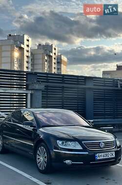 Седан Volkswagen Phaeton 2009 в Киеве