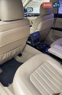 Седан Volkswagen Phaeton 2004 в 