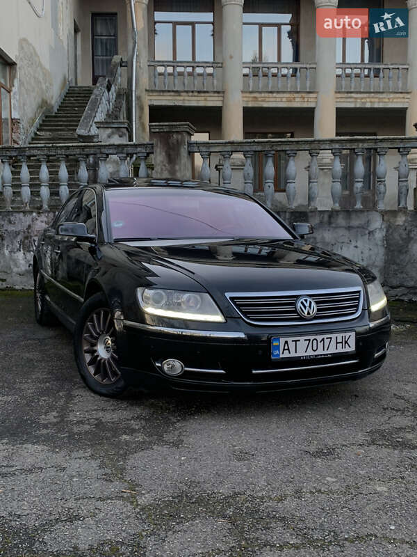 Седан Volkswagen Phaeton 2007 в Калуше