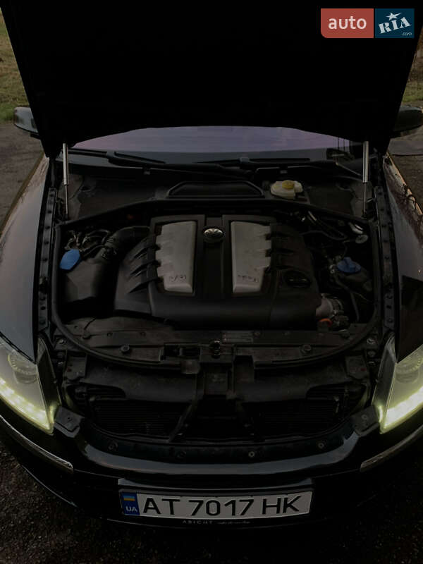 Седан Volkswagen Phaeton 2007 в Калуше