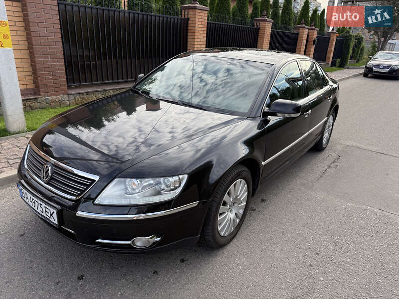 Седан Volkswagen Phaeton 2007 в Александрие