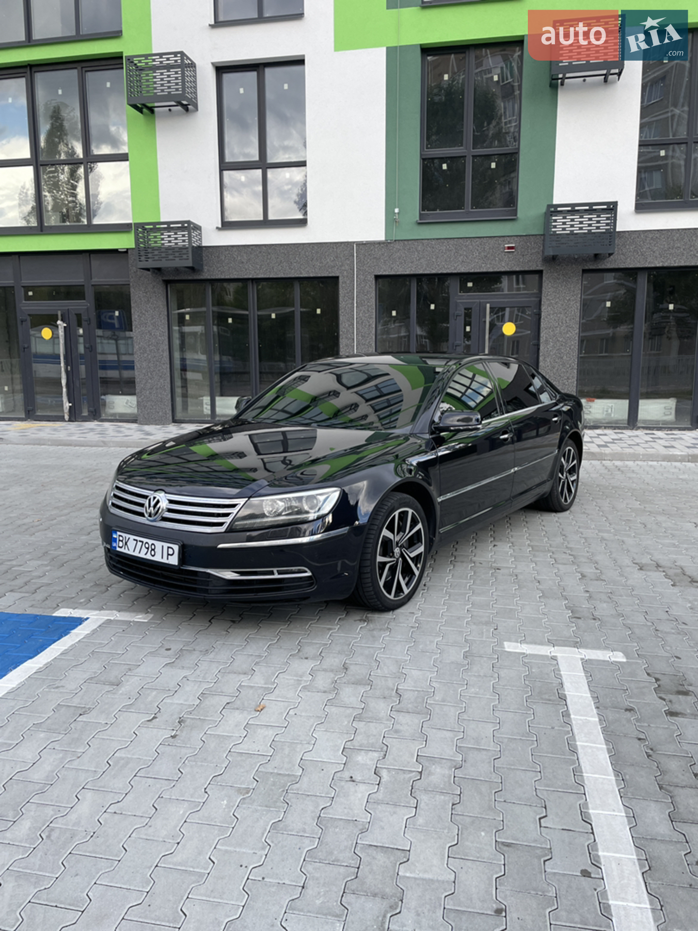 2011 Volkswagen Phaeton - фото 1