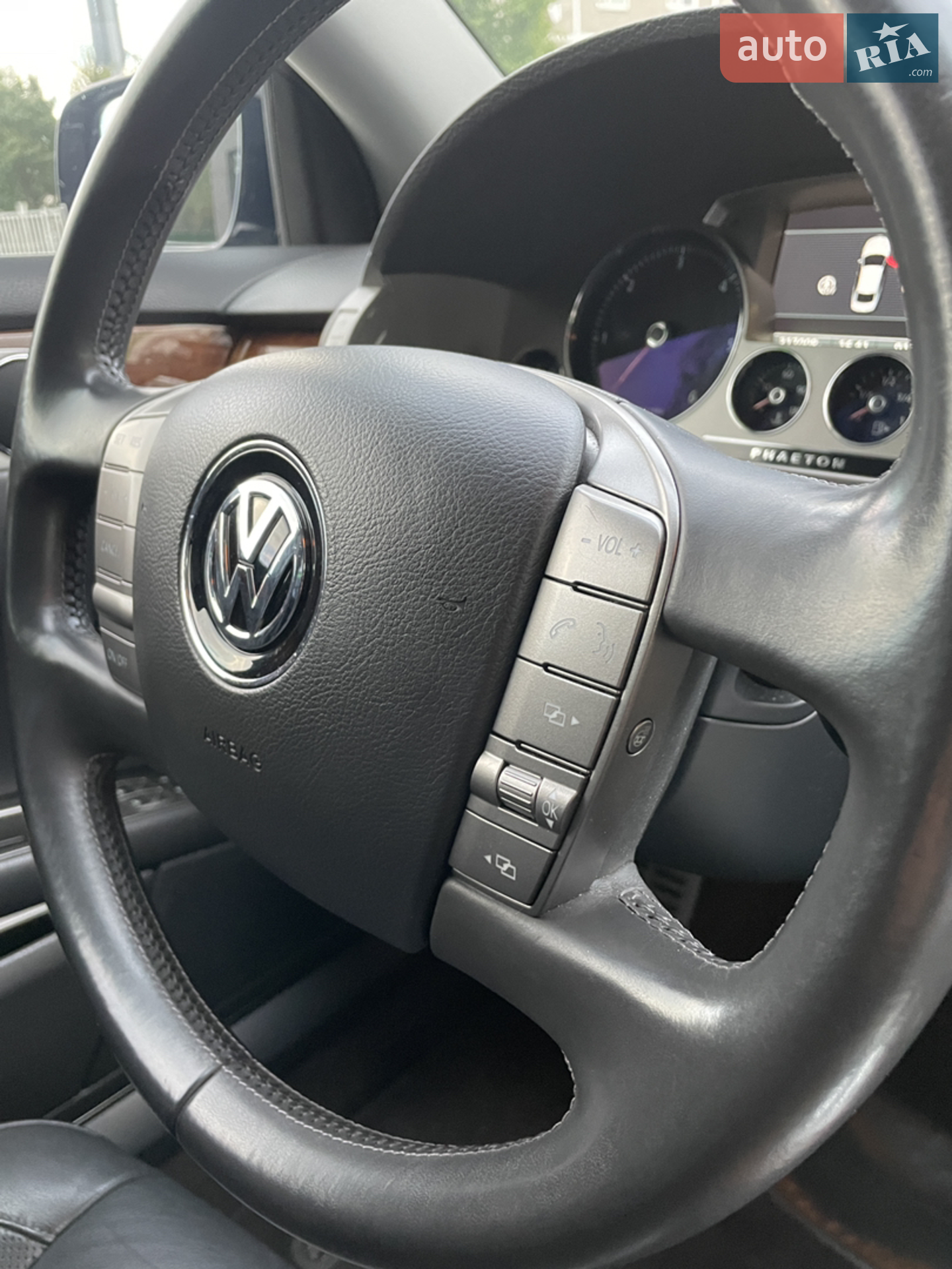 2011 Volkswagen Phaeton - мініатюра 26
