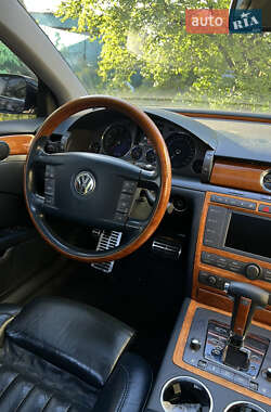 Седан Volkswagen Phaeton 2003 в 
