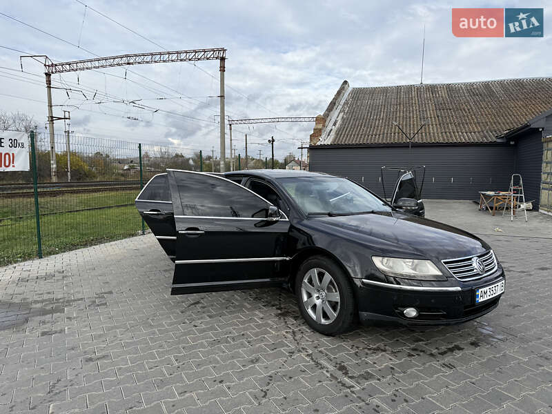 Седан Volkswagen Phaeton 2007 в Звягеле фото 2 Седан Volkswagen Phaeton 2007 в Звягеле