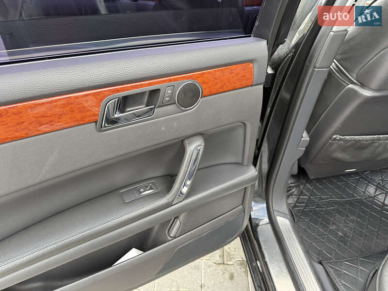 Седан Volkswagen Phaeton 2007 в Звягеле фото 6 Седан Volkswagen Phaeton 2007 в Звягеле