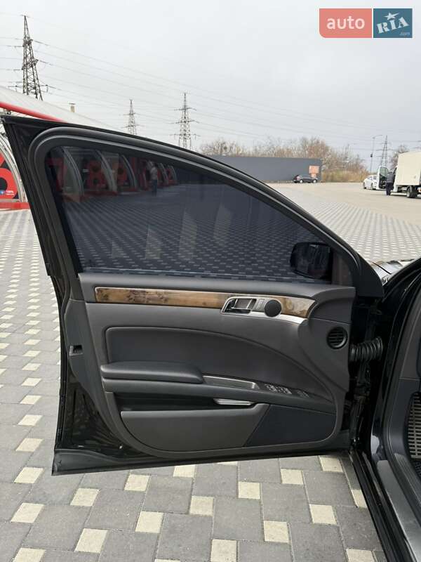 Седан Volkswagen Phaeton 2011 в Полтаве