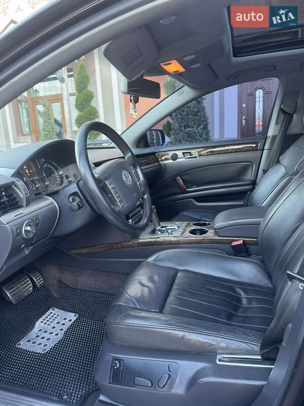 Седан Volkswagen Phaeton 2009 в Стрые фото 28 Седан Volkswagen Phaeton 2009 в Стрые