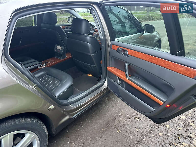 Седан Volkswagen Phaeton 2006 в Києві фото 22 Седан Volkswagen Phaeton 2006 в Києві