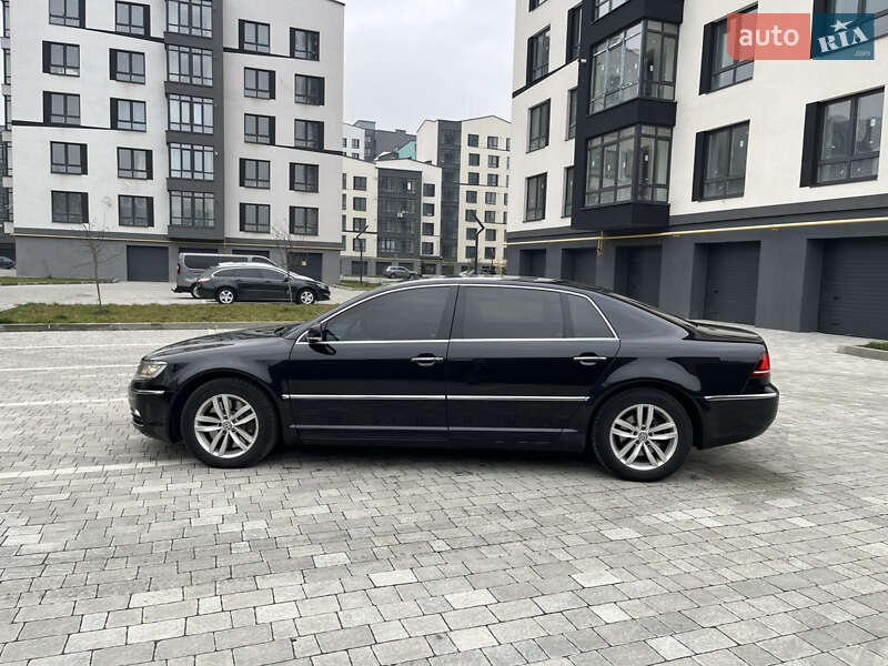 Седан Volkswagen Phaeton 2014 в Івано-Франківську