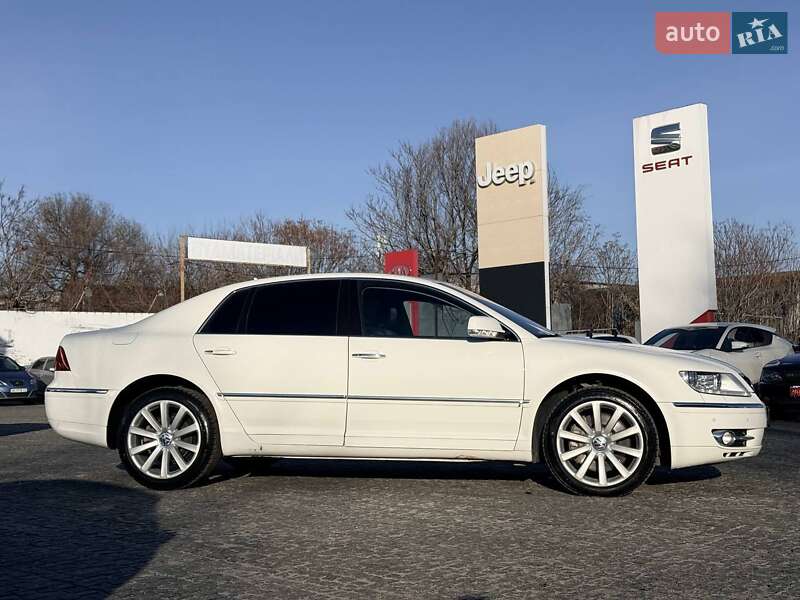 Седан Volkswagen Phaeton 2009 в Днепре