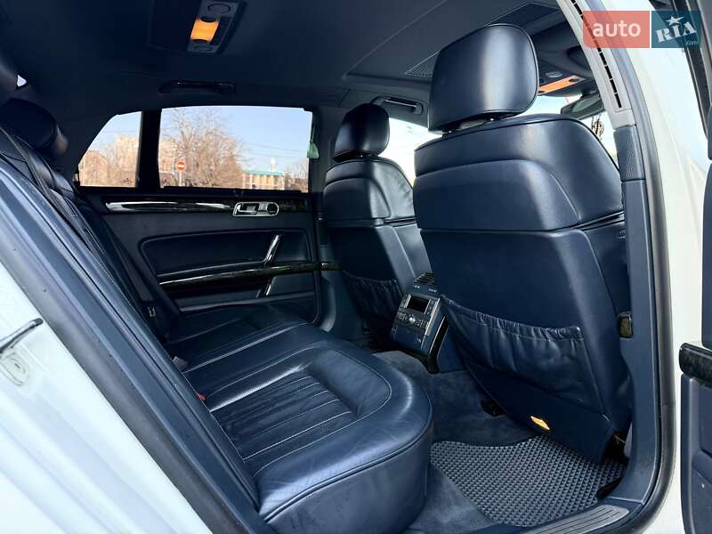 Седан Volkswagen Phaeton 2009 в Днепре