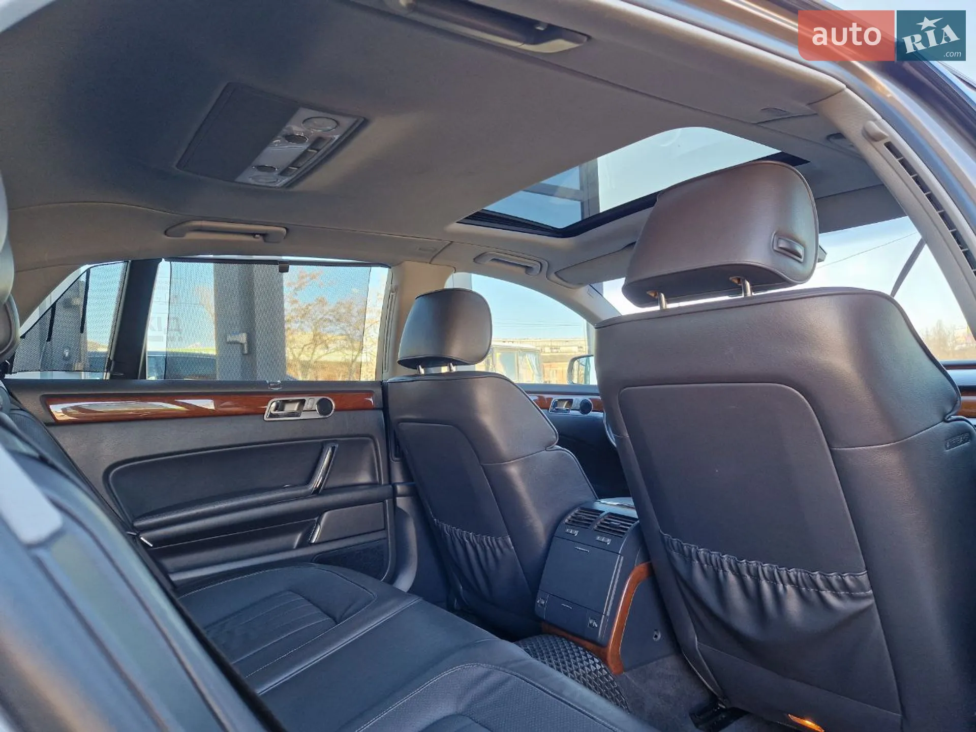 2014 Volkswagen Phaeton - мініатюра 28