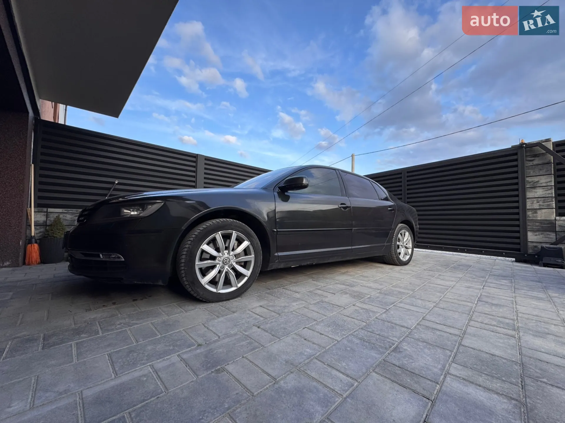 2010 Volkswagen Phaeton - мініатюра 3