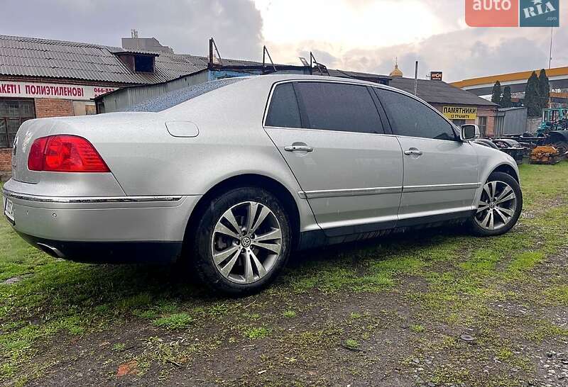 Volkswagen Phaeton 2004