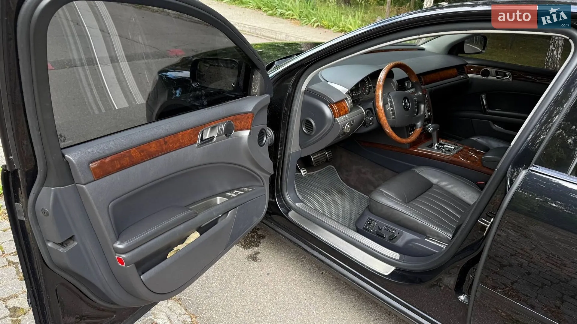 2011 Volkswagen Phaeton - мініатюра 35