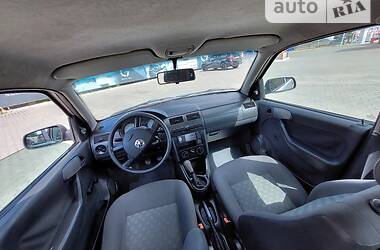 Хэтчбек Volkswagen Pointer 2005 в Черновцах