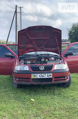 Хэтчбек Volkswagen Pointer 2006 в 