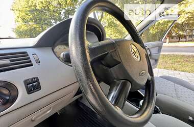 Хэтчбек Volkswagen Pointer 2006 в 