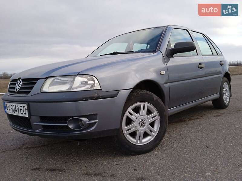 Хэтчбек Volkswagen Pointer 2005 в Ахтырке