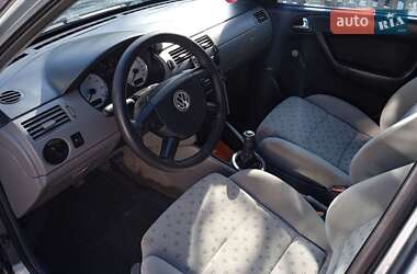 Хэтчбек Volkswagen Pointer 2005 в Ахтырке