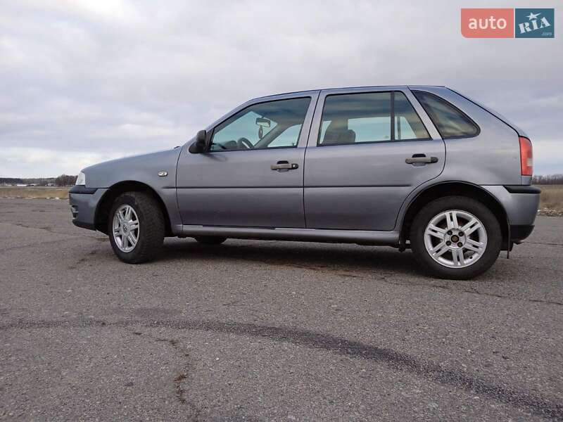 Хэтчбек Volkswagen Pointer 2005 в Ахтырке