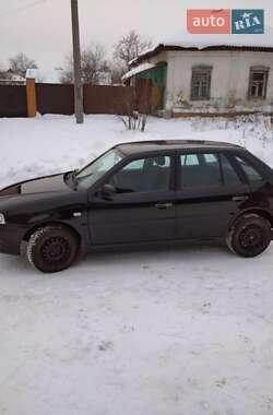 Хэтчбек Volkswagen Pointer 2006 в Глухове