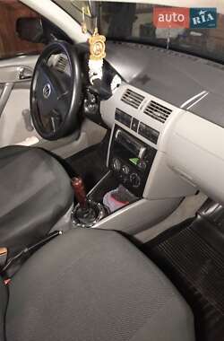 Хетчбек Volkswagen Pointer 2006 в Глухові