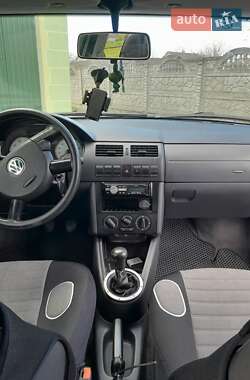 Хэтчбек Volkswagen Pointer 2004 в 