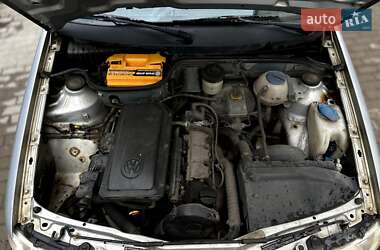 Хэтчбек Volkswagen Pointer 2004 в Харькове