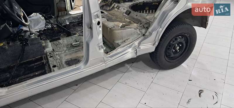 Хетчбек Volkswagen Pointer 2004 в Одесі