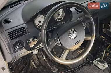 Хэтчбек Volkswagen Pointer 2004 в 