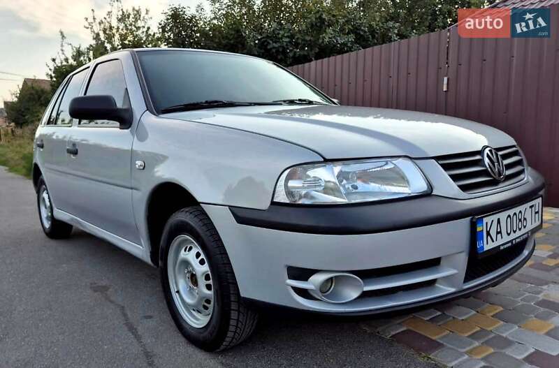 Хэтчбек Volkswagen Pointer 2004 в Обухове фото 10 Хэтчбек Volkswagen Pointer 2004 в Обухове