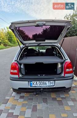 Хэтчбек Volkswagen Pointer 2004 в 