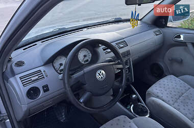 Хэтчбек Volkswagen Pointer 2005 в 