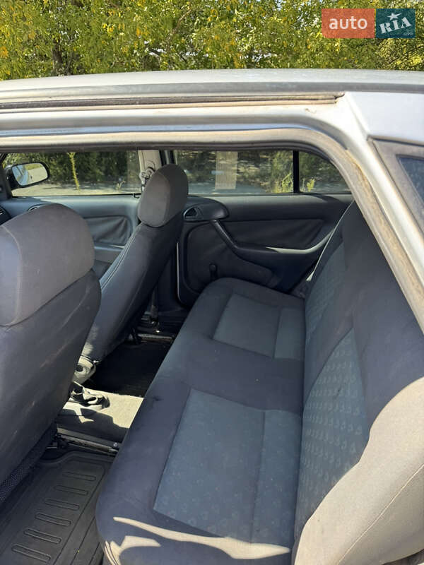 Хетчбек Volkswagen Pointer 2005 в Запоріжжі