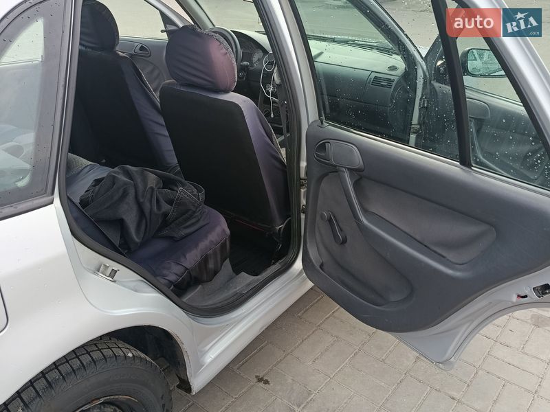 Хетчбек Volkswagen Pointer 2006 в Броварах