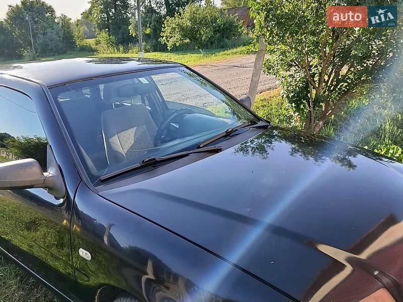 Хэтчбек Volkswagen Pointer 2006 в Черновцах